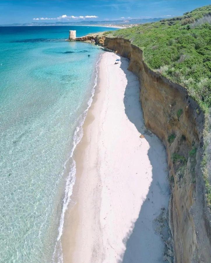 B&B Casa Balai 72 A 100 Mt Dal Mare Porto Torres Bagian luar foto