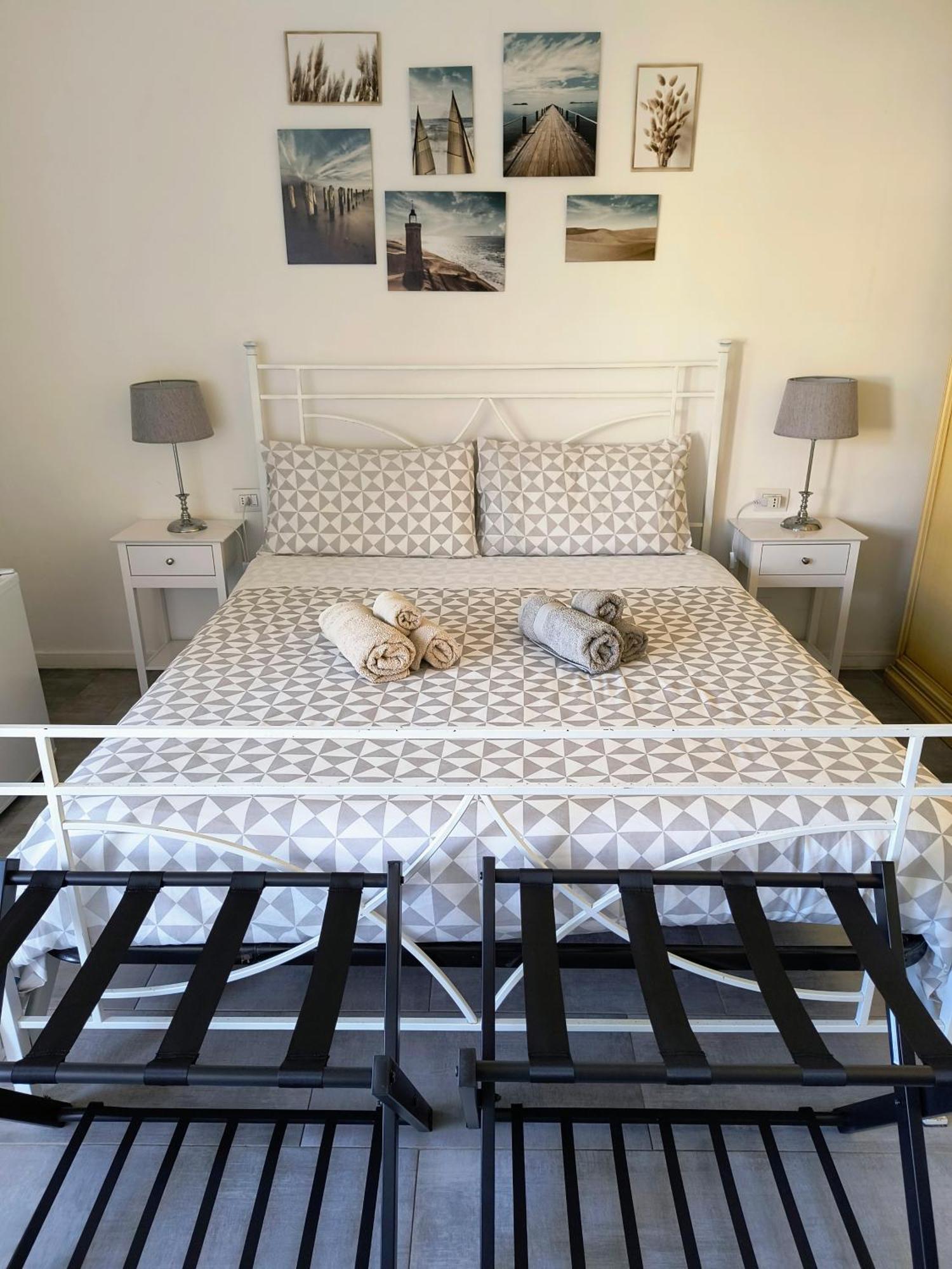 B&B Casa Balai 72 A 100 Mt Dal Mare Porto Torres Bagian luar foto